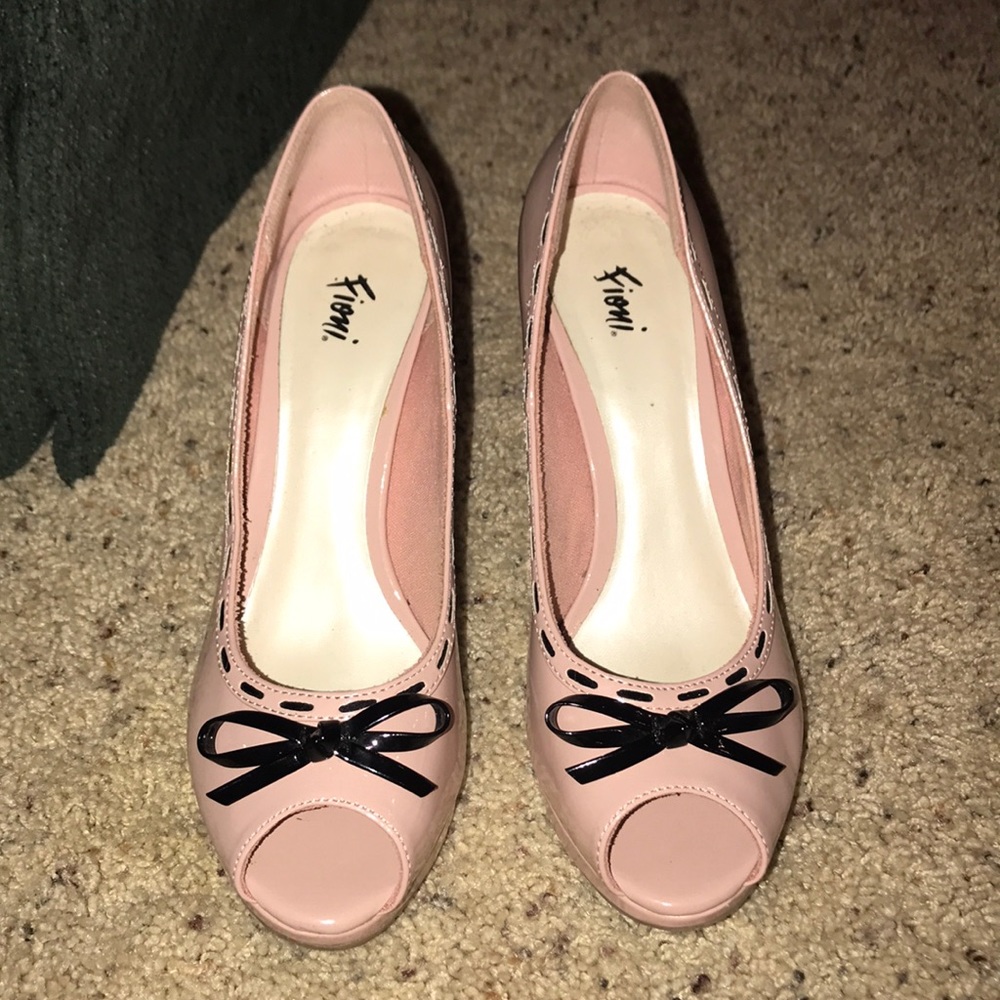 Pink heels